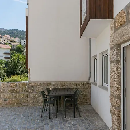 Stonebridge Riverside Mountain Daire