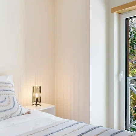 Stonebridge Riverside Mountain Daire