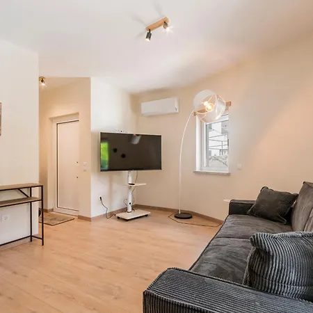 Stonebridge Riverside Mountain Daire Loriga